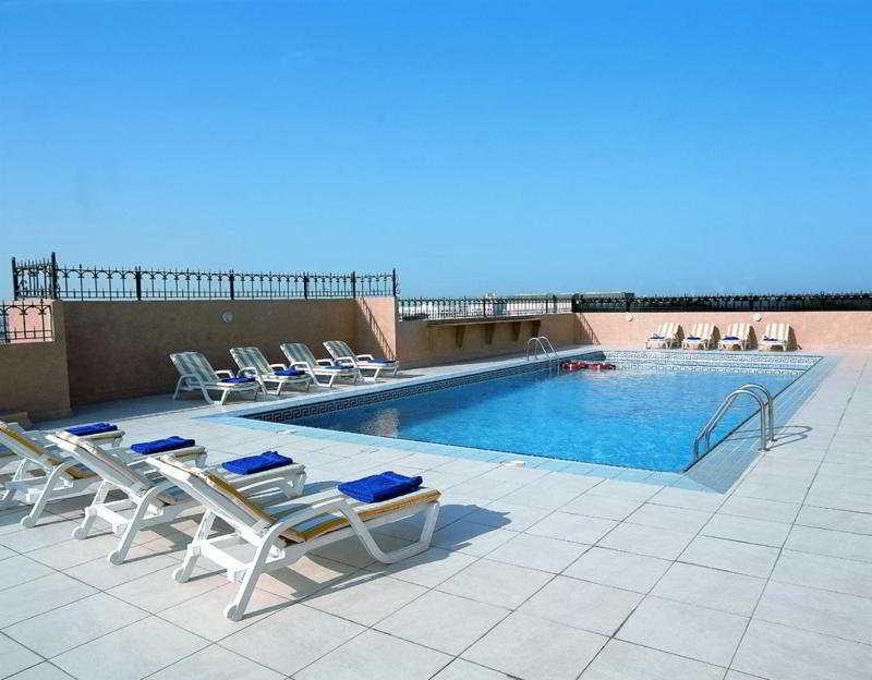 Savoy Central Hotel Apartments Dubai Esterno foto